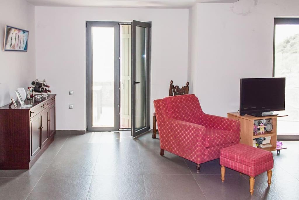 Tzouzos-Kordopateika Villa In Prosilio, Kardamyli Προσήλιο Εξωτερικό φωτογραφία